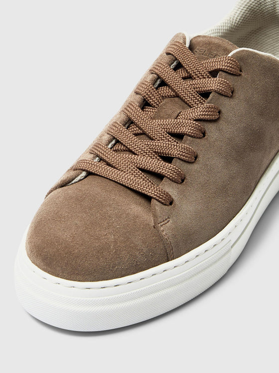 DAVID CHUNKY SUEDE TRAINER ALMONDINE