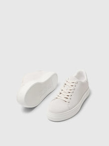  DAVID CHUNKY SUEDE TRAINER OFF WHITE (WHITE)