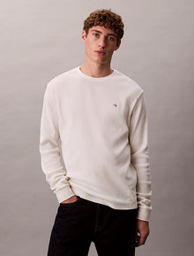  WAFFLE CHEST BADGE LS CREW TOFU (YAS)