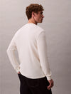 WAFFLE CHEST BADGE LS CREW TOFU (YAS)