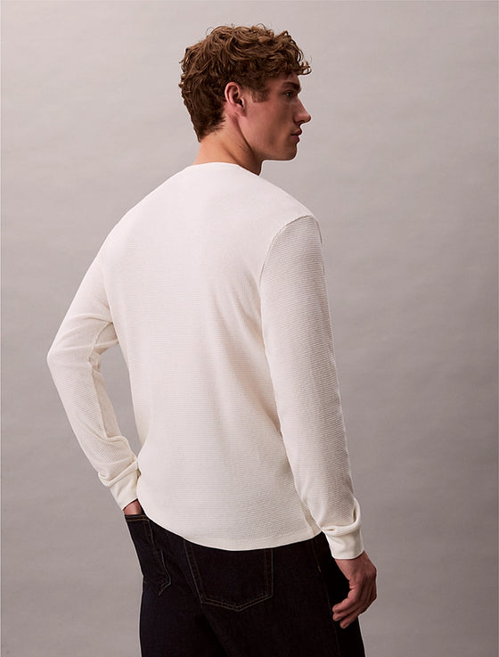 WAFFLE CHEST BADGE LS CREW TOFU (YAS)
