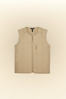  QUILTED LINER VEST SAND