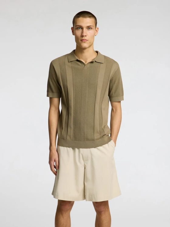 CHANNING SS STRUCTURE OPEN POLO VETIVER