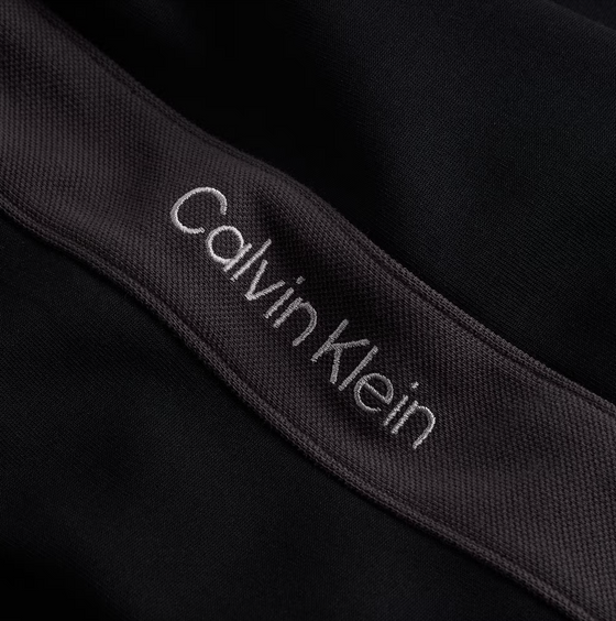 LOGO TAPE ZIP THROUGH SWEAT BLACK (BEH)