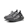 UNEEK WALKING SNEAKER MAGNET